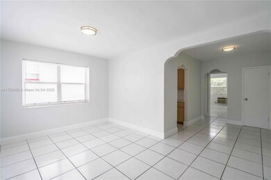 7821 Carlyle Ave unit 6, Miami Beach, FL 33141 - photo 3