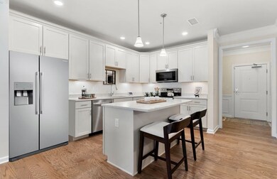 401 Emery Ln unit 305, Sudbury, MA 01776 - photo 3