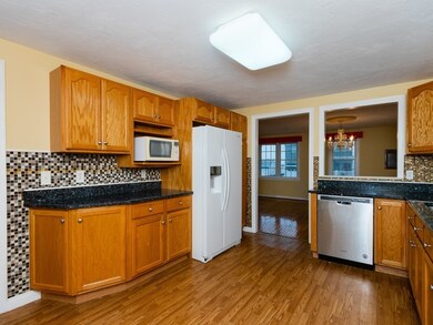 689 Sea St, Quincy, MA 02169 - photo 3