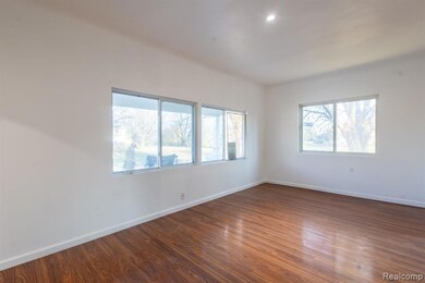 12739 Hamburg St, Detroit, MI 48205 - photo 5