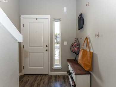 470 SW 3rd Ave, Canby, OR 97013 - photo 3