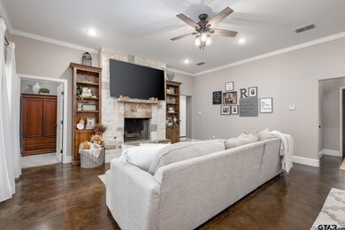 15230 Maple Leaf Ct, Tyler, TX 75707 - photo 5