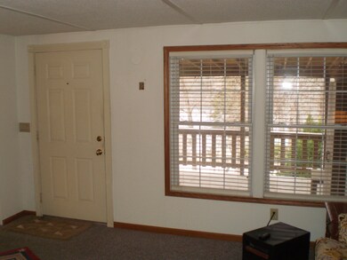 Living -Lakeview