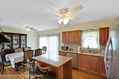 136 Sutton Ave, Totowa, NJ 07512 - photo 7