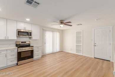 2002 N 73rd Ave, Phoenix, AZ 85035 - photo 5