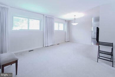 2208 Sugarcone Rd, Baltimore, MD 21209 - photo 7