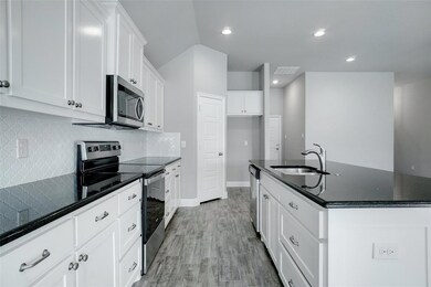 1913 Town Creek Cir, Weatherford, TX 76086 - photo 7