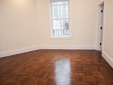 261 W Newton St unit 2, Boston, MA 02116 - photo 4