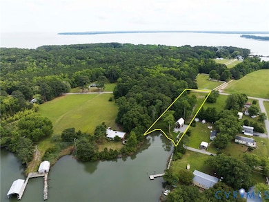 138 Delta Dr, Deltaville, VA 23043 - photo 3