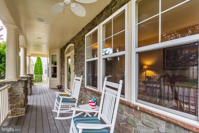 23842 Burdette Forest Rd, Clarksburg, MD 20871 - photo 3