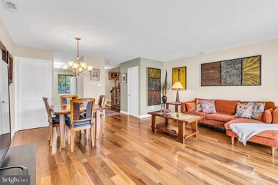 53 Chatham Ct, East Windsor, NJ 08520 - photo 7