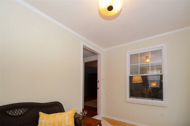 Enclosed Porch: 12x8