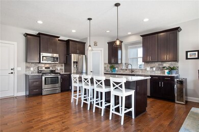 20914 W 49th St, Shawnee, KS 66218 - photo 4