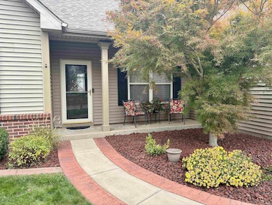 60 Canyon Creek Ct, Lafayette, IN 47909 - photo 2