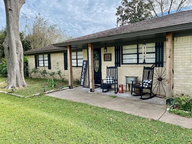 235 Red River Rd, Bay City, TX 77414 - photo 2