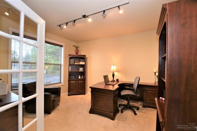 693 NW Powell Butte Loop, Bend, OR 97701 - photo 4