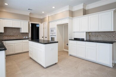 565 Oak Hill Dr, Southlake, TX 76092 - photo 6