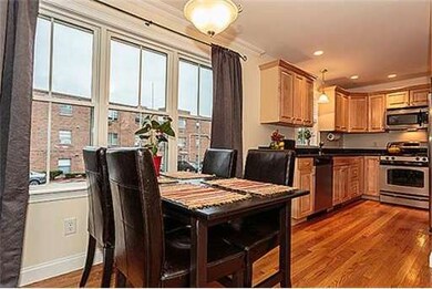 22 Gilkey Ct, Watertown, MA 02472 - photo 7