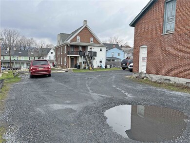 41 Dowell St, Slatington, PA 18080 - photo 7