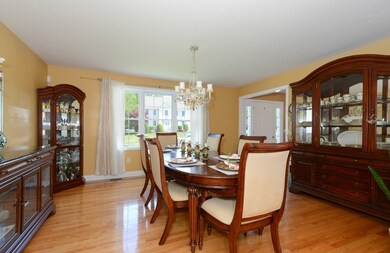 14 Blackthorn Dr, Worcester, MA 01609 - photo 4