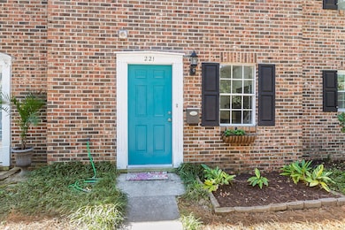 221 Heritage Cir unit U5, Mount Pleasant, SC 29464 - photo 4