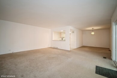 1 Windermere on Duxbury, Rolling Meadows, IL 60008 - photo 2