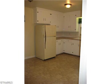 Kitchen. 15  x 10 10