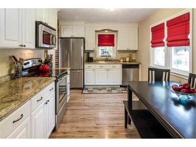 Impressive eat in kitchen with new cabinets, count