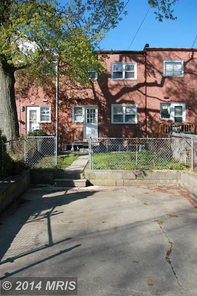 7517 Hillsway Ave, Parkville, MD 21234 - photo 2