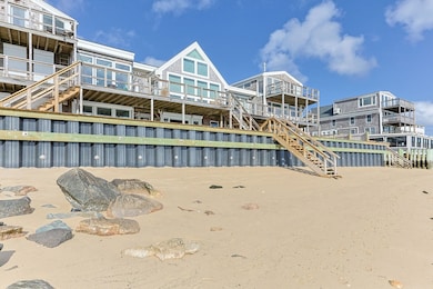 535 Commercial St unit 2, Provincetown, MA 02657 - photo 2