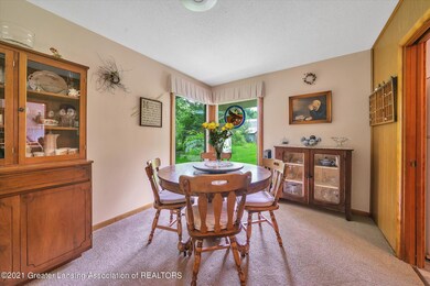 11-3675 W Grant Rd-windowstill-realestat