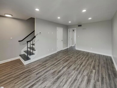 1460 Dover Rd unit A, Spartanburg, SC 29301 - photo 3