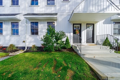 50 Frankfort St unit 2, Fitchburg, MA 01420 - photo 2