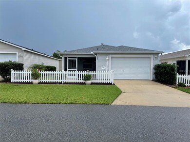 441 Canterbury Ct, The Villages, FL 32162 - photo 3