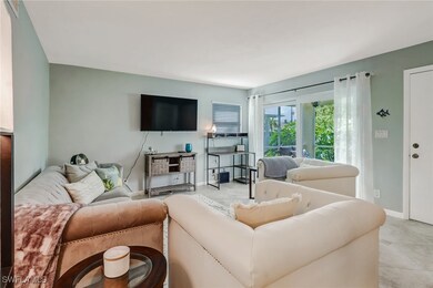 1351 Curlew Ave unit 104, Naples, FL 34102 - photo 4