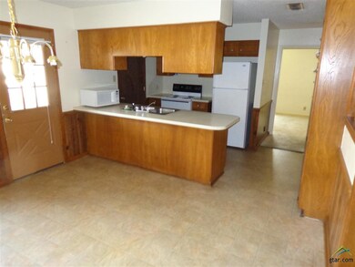 1820 Susan Dr, Tyler, TX 75703 - photo 4