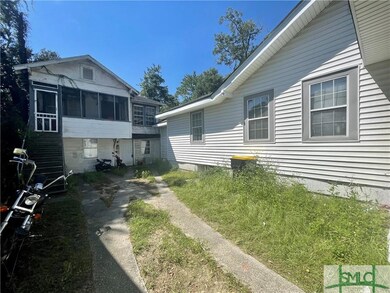 1127 E 32nd St, Savannah, GA 31404 - photo 3