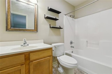 402 Barton Ave, Luling, LA 70070 - photo 5