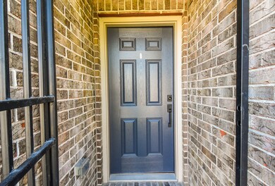 10510 Logger Pine Trail, Houston, TX 77088 - photo 3