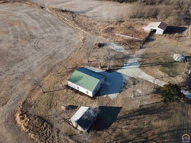 15731 142nd Rd, Mayetta, KS 66509 - photo 4