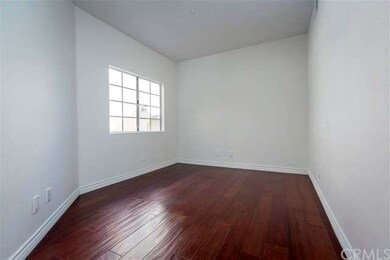 Downstairs den, could be covert to bed 3, or play 