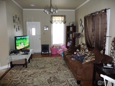 Family room with bay window