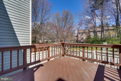 1524 Autumn Ridge Cir, Reston, VA 20194 - photo 3