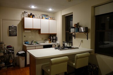 2A Baldwin Place unit 7, Boston, MA 02113 - photo 3