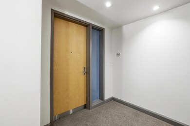 196 S Grant Ave unit 505, Columbus, OH 43215 - photo 3