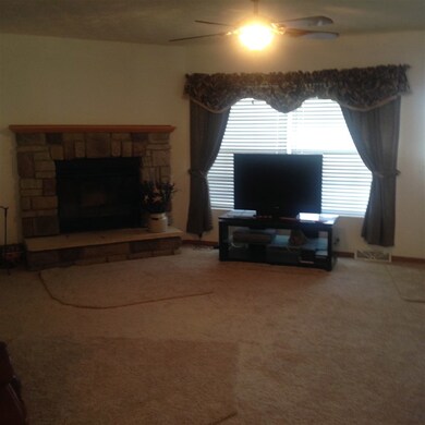 239 S 900 W, Angola, IN 46703 - photo 5