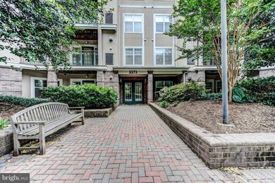 5573 Seminary Rd unit 102, Baileys Crossroads, VA 22041 - photo 2