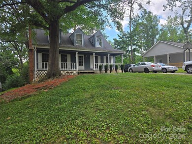 2307 Cliffside Dr, Statesville, NC 28625 - photo 2