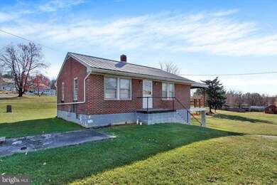 9350 Tomstown Rd, Waynesboro, PA 17268 - photo 2