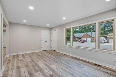 19 Berkeley Place, Newport News, VA 23608 - photo 5